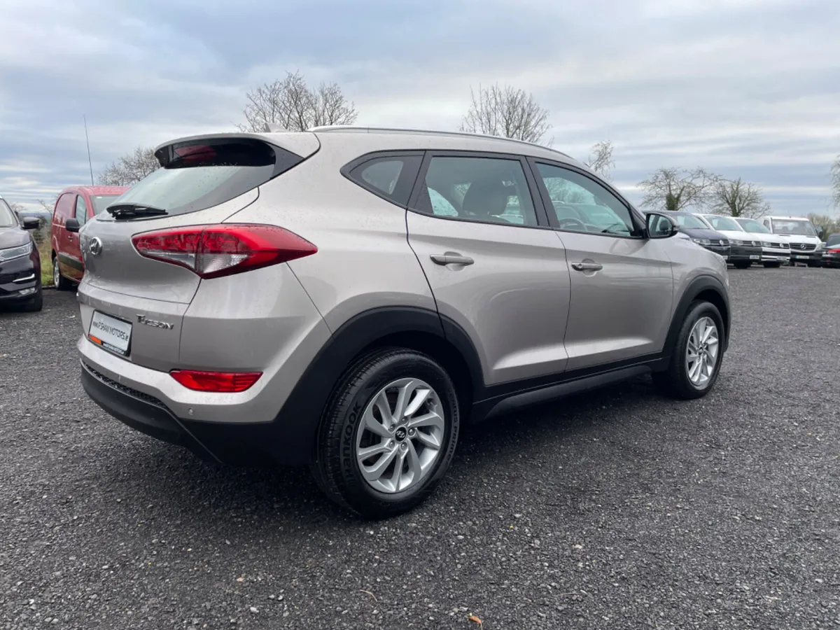 Hyundai Tucson SE Nav - Image 3