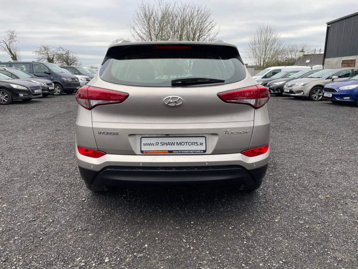 Hyundai Tucson SE Nav - Image 2