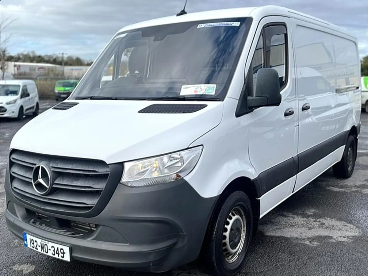 Mercedes-Benz Sprinter Sprinter 214/39 FWD 6DR - Image 2