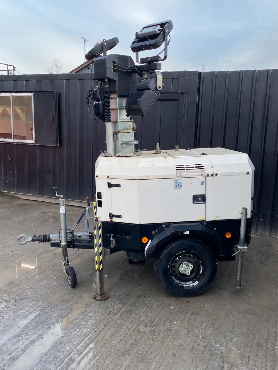 VB-9 Lighting Tower - Image 2