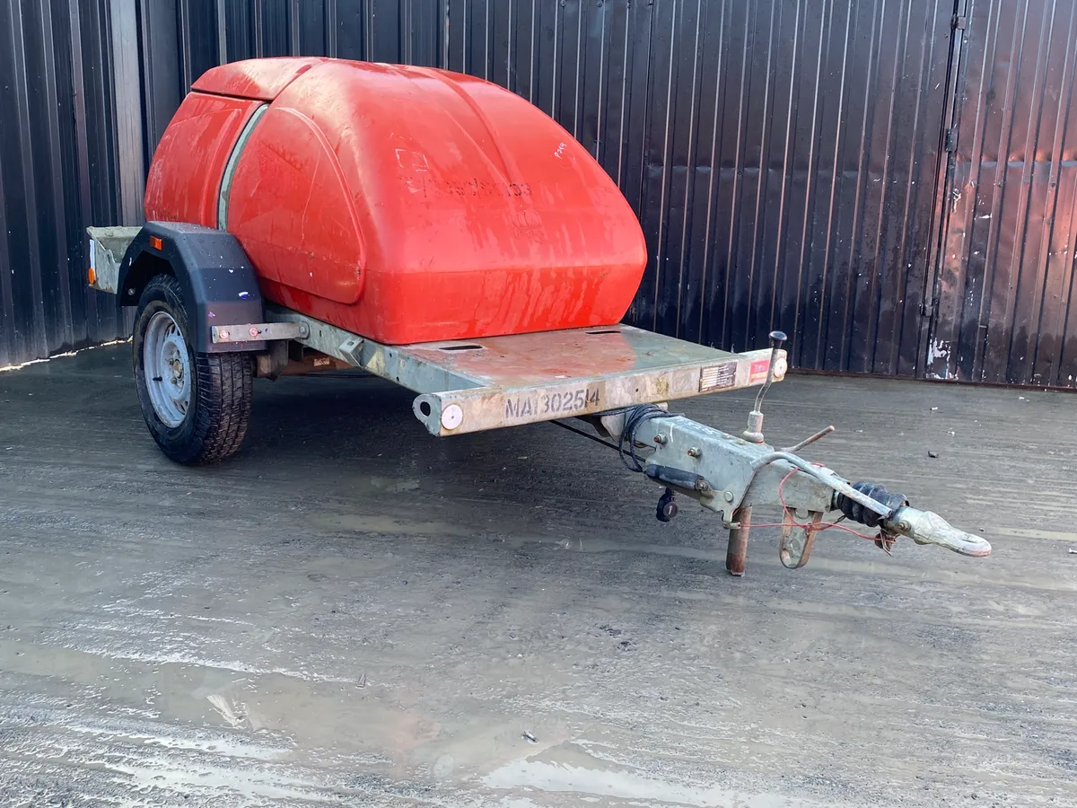 Large Selection of 1100L Western Bowsers - Image 4