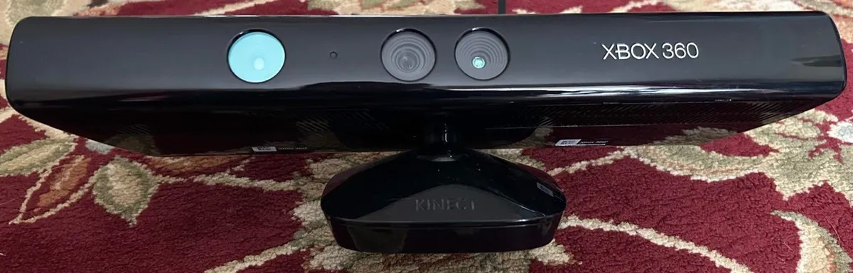 Xbox360 console with kinect sensor and games