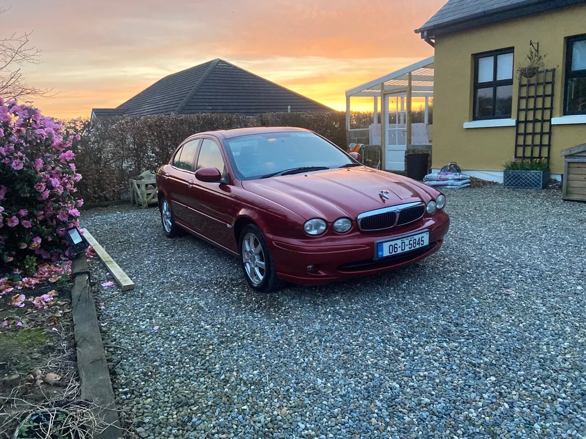 2.5 petrol V6 AWD SE Jaguar X-Type