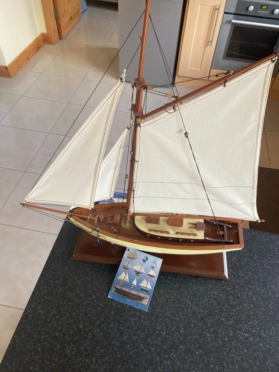 Sailing ship model - Image 1
