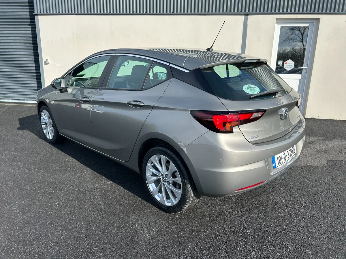 181 Opel Astra SC 1.6 CDTI 110PS 5DR - Image 3