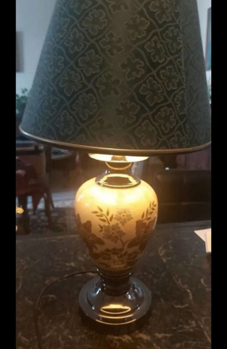 Elegant lamp - Image 2