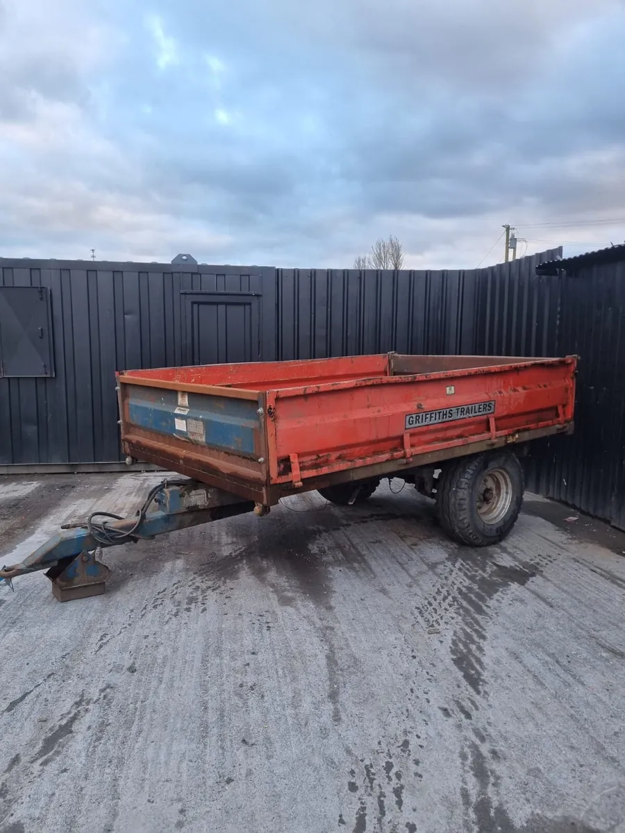 Cheap Trailer to Clear - Image 1