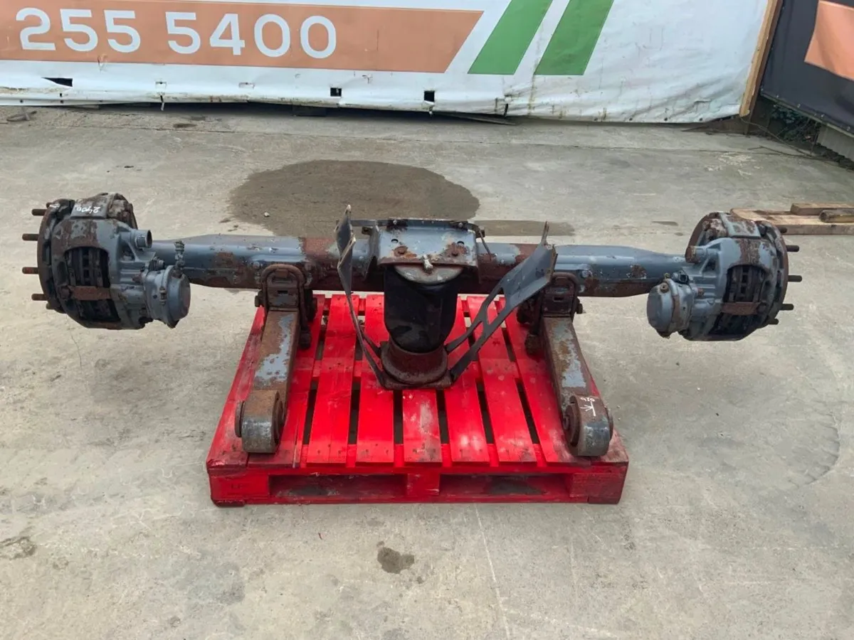 Scania R Series Rear Lift TAG Axle Assembly. - Image 2