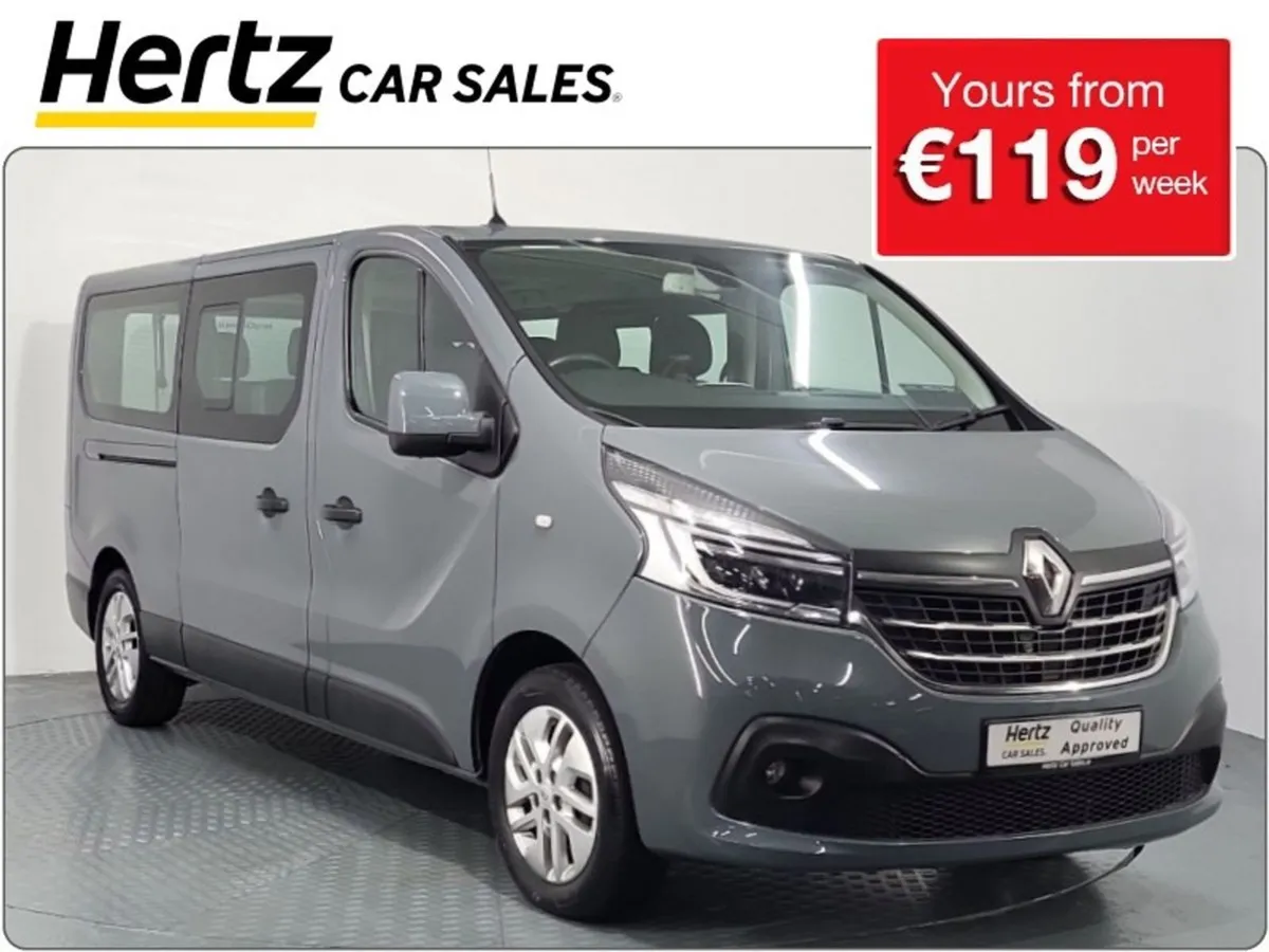 Renault trafic 9 store seater for sale