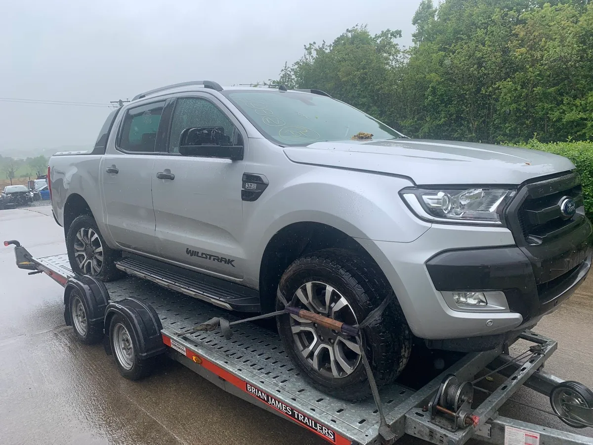 Ford ranger wildtrak breaking - Image 3