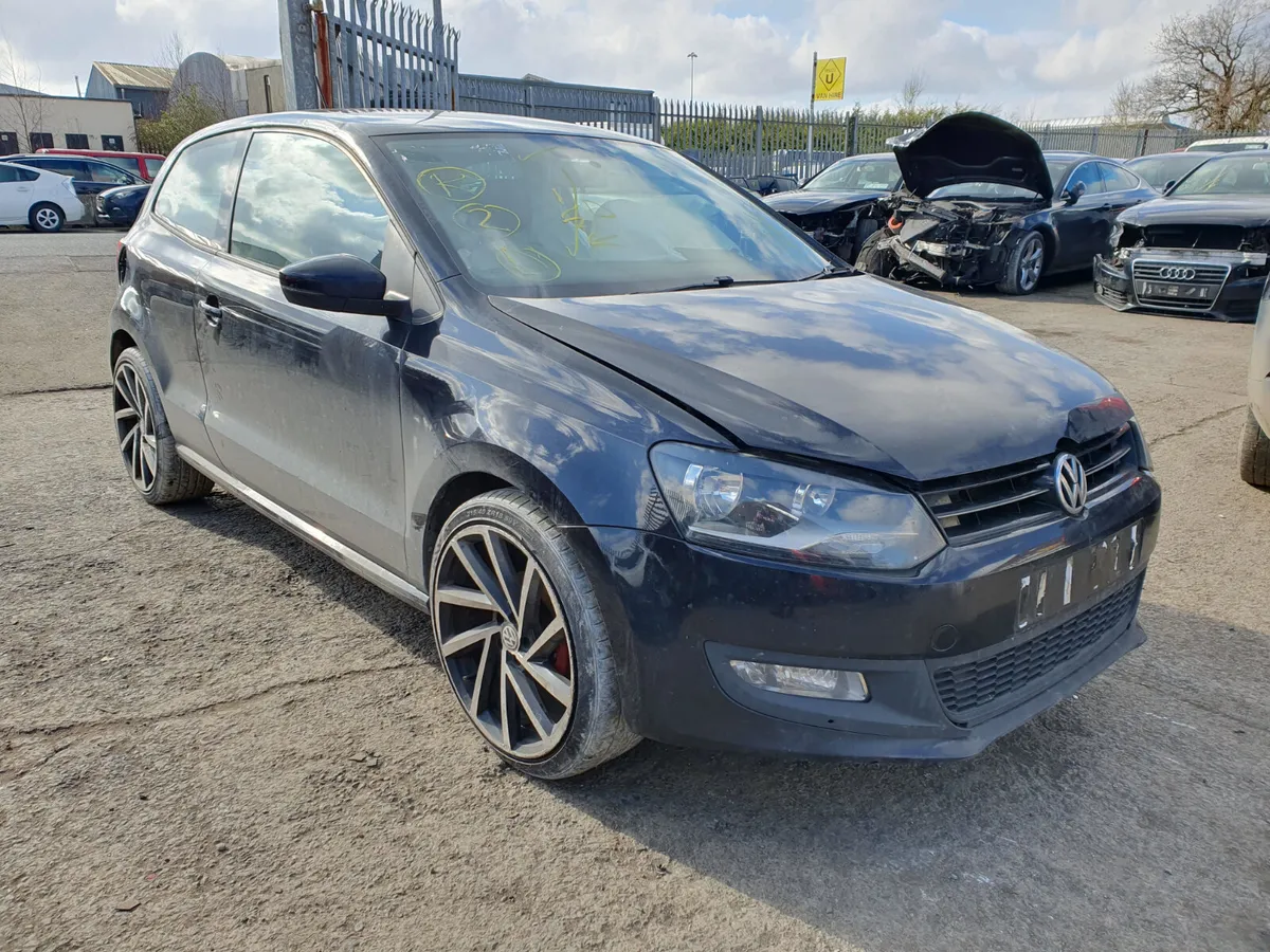12 VOLKSWAGEN POLO  1.2 TDI FOR BREAKING - Image 2