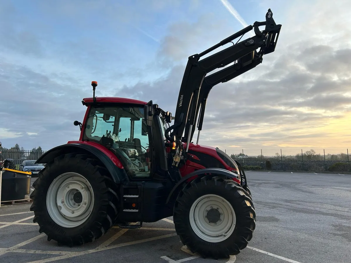 Valtra N175A - Powerful & Compact 🔥 - Image 3