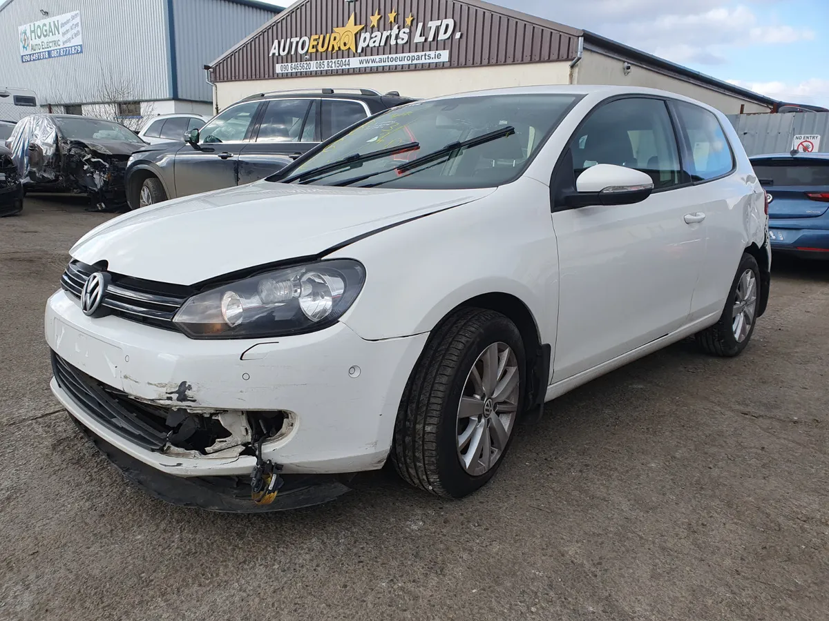 12 VOLKSWAGEN GOLF  2.0 TDI (CFF)  FOR BREAKING - Image 1