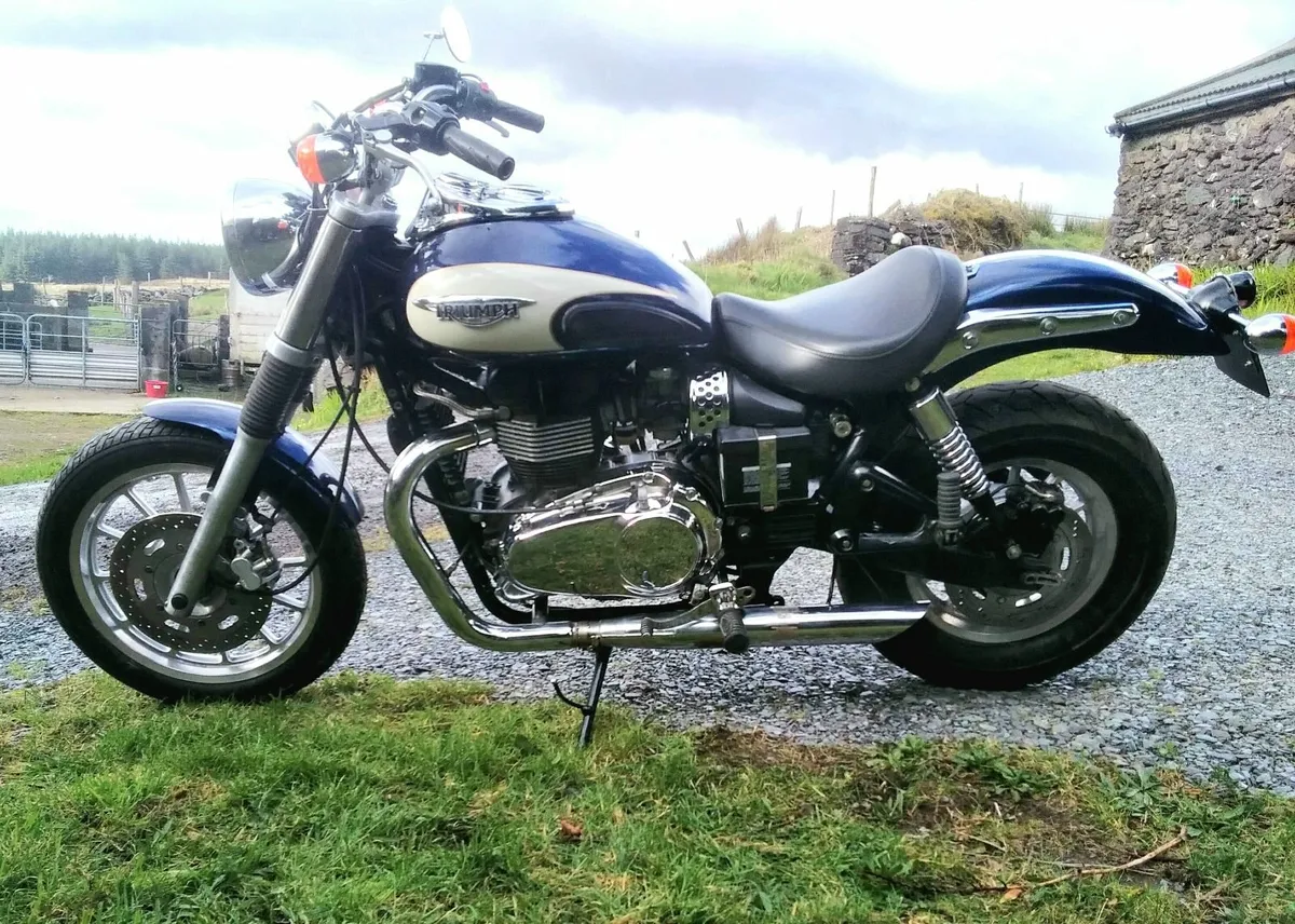 Triumph bonneville hot sale near me