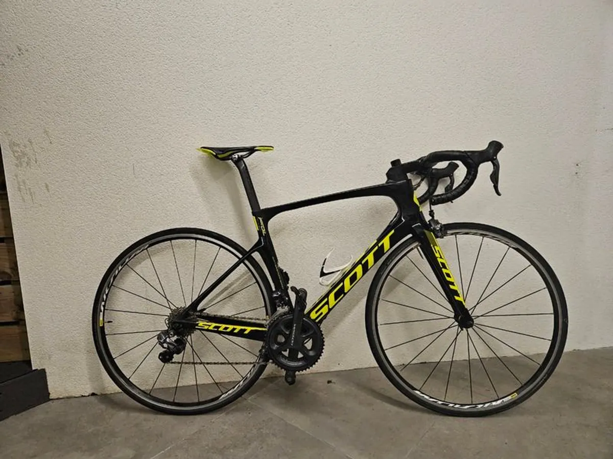 Scott Foil 10 Road Bike 2017 - Image 1