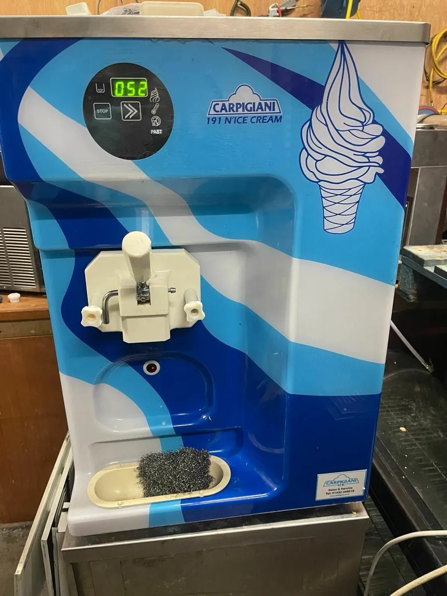 ice cream milkshake machine Carpigiani choice - Image 1