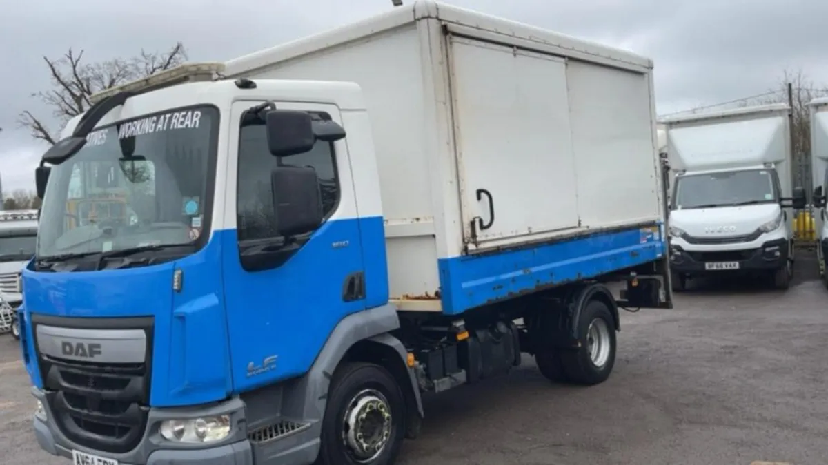 Choice of 2014 daf 7.5Ton and 10ton gross tipper - Image 2