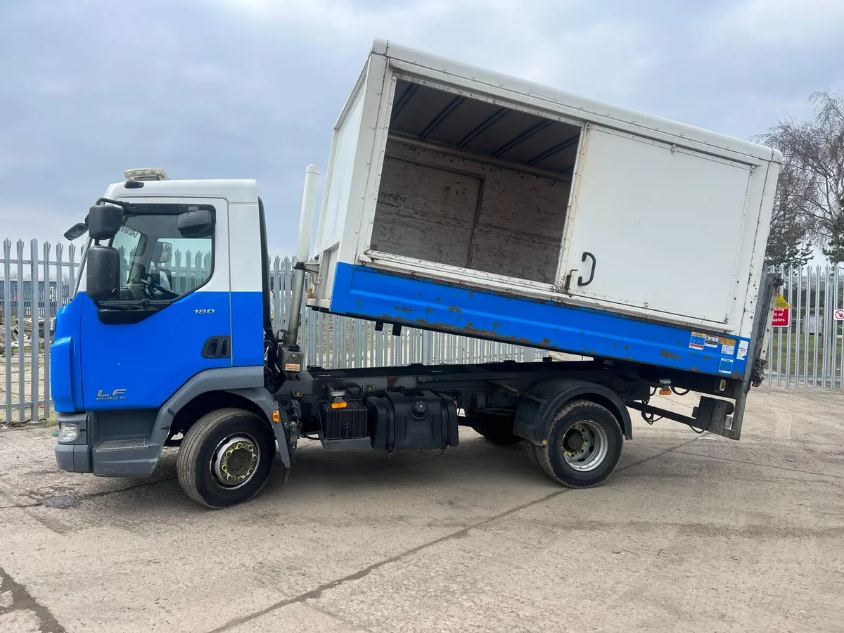 Choice of 2014 daf 7.5Ton and 10ton gross tipper - Image 3