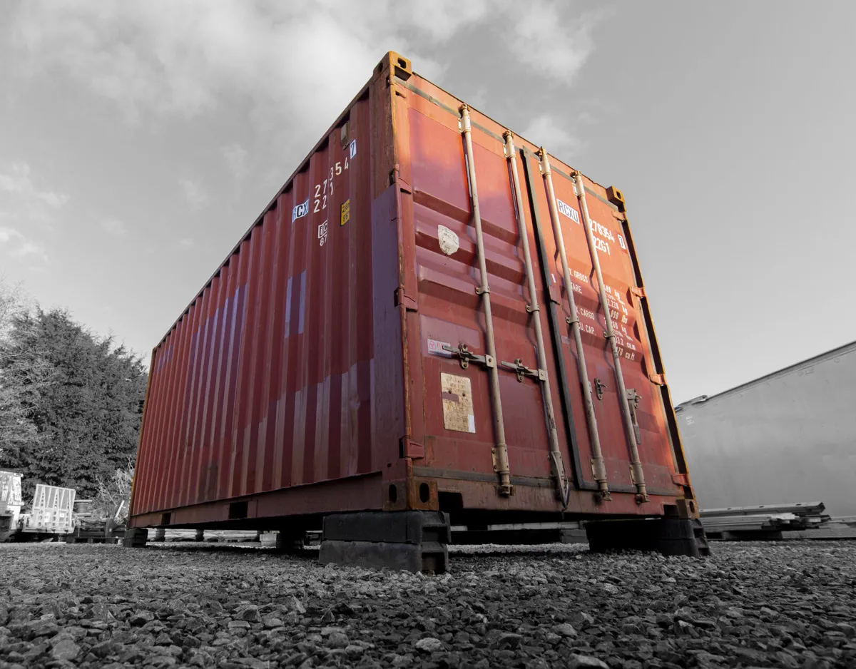 20FT X 8FT Shipping Containers Grade A Second Hand - Image 1