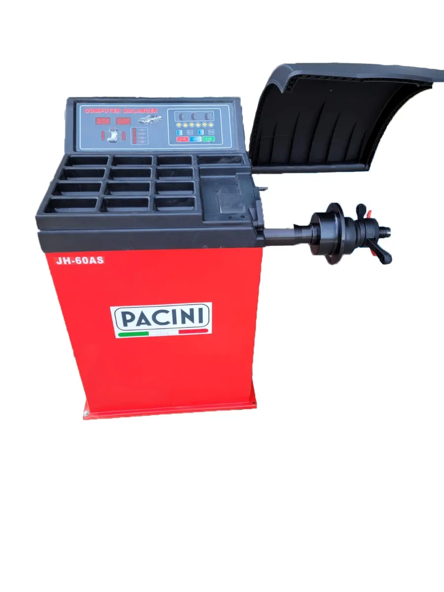 Wheel Balancer And Tyre Changer Combo Deal - Image 2