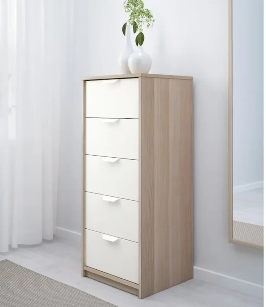 Askvoll dresser deals