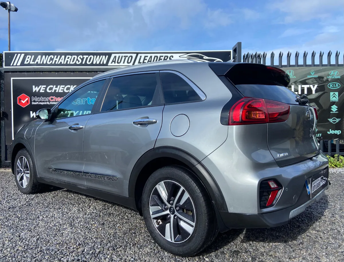 (212) KIA NIRO 1.6 PHEV PE TRAILER AUTO SERVICE HI - Image 4