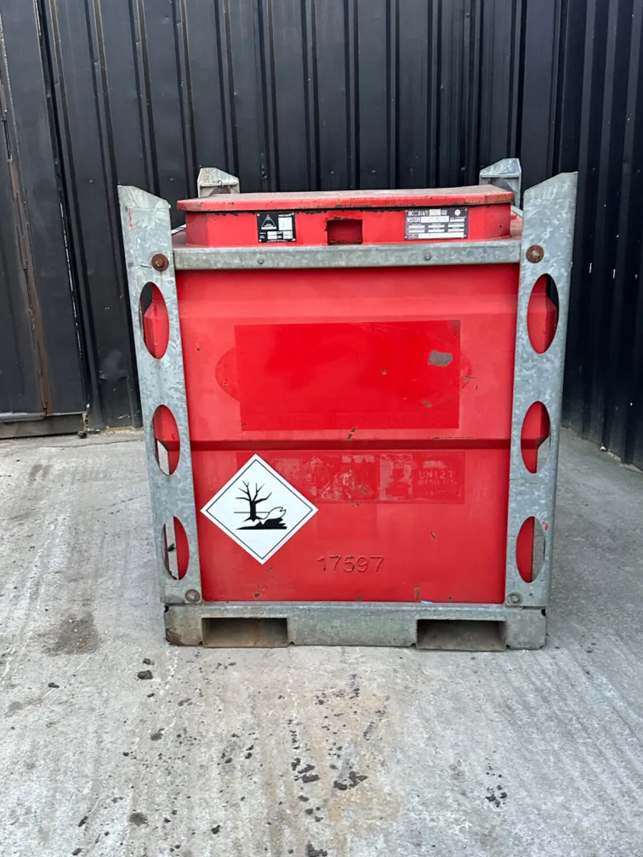 Fuel Proof 959 Litre Bowser - Image 1