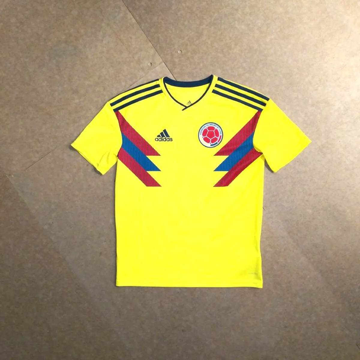 FREE POST Colombia Jersey adidas Shirt World Cup Football Soccer Yellow Boys Girls Youths Childs Childrens