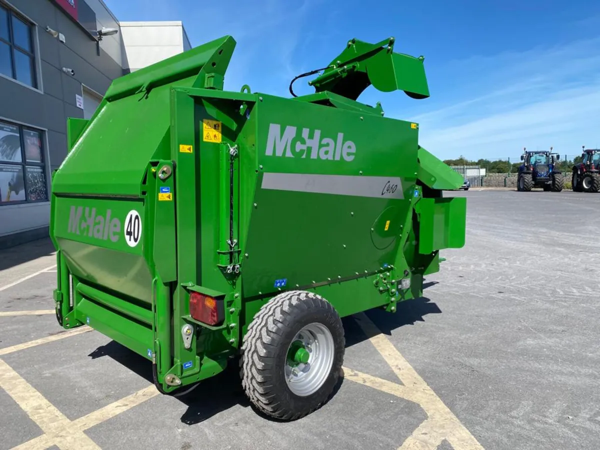 McHale C460 Silage Feeder & Straw Blower - Image 2