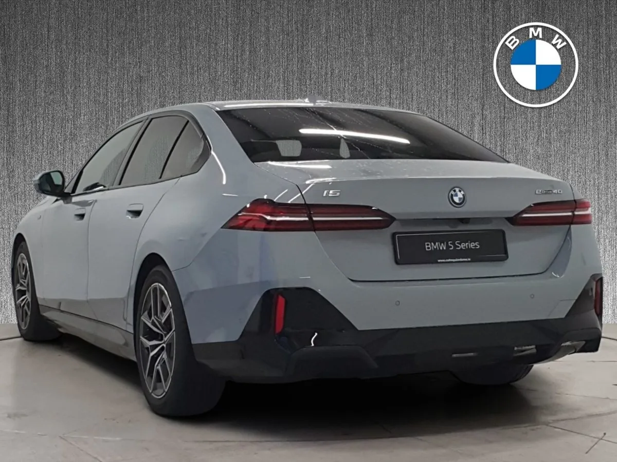 BMW i5 Edrive40 M Sport Saloon Auto 4DR - Image 2