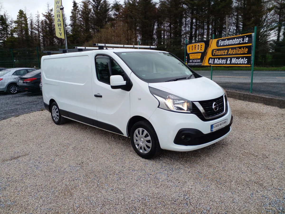 Nissan NV300 2017