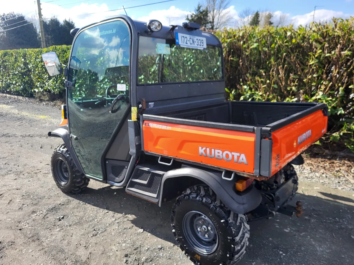 Kubota RTVX900 - Image 3