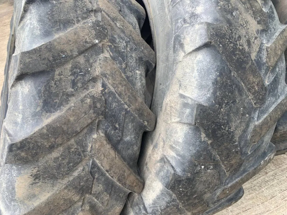 13-6-28 Michelin Pair