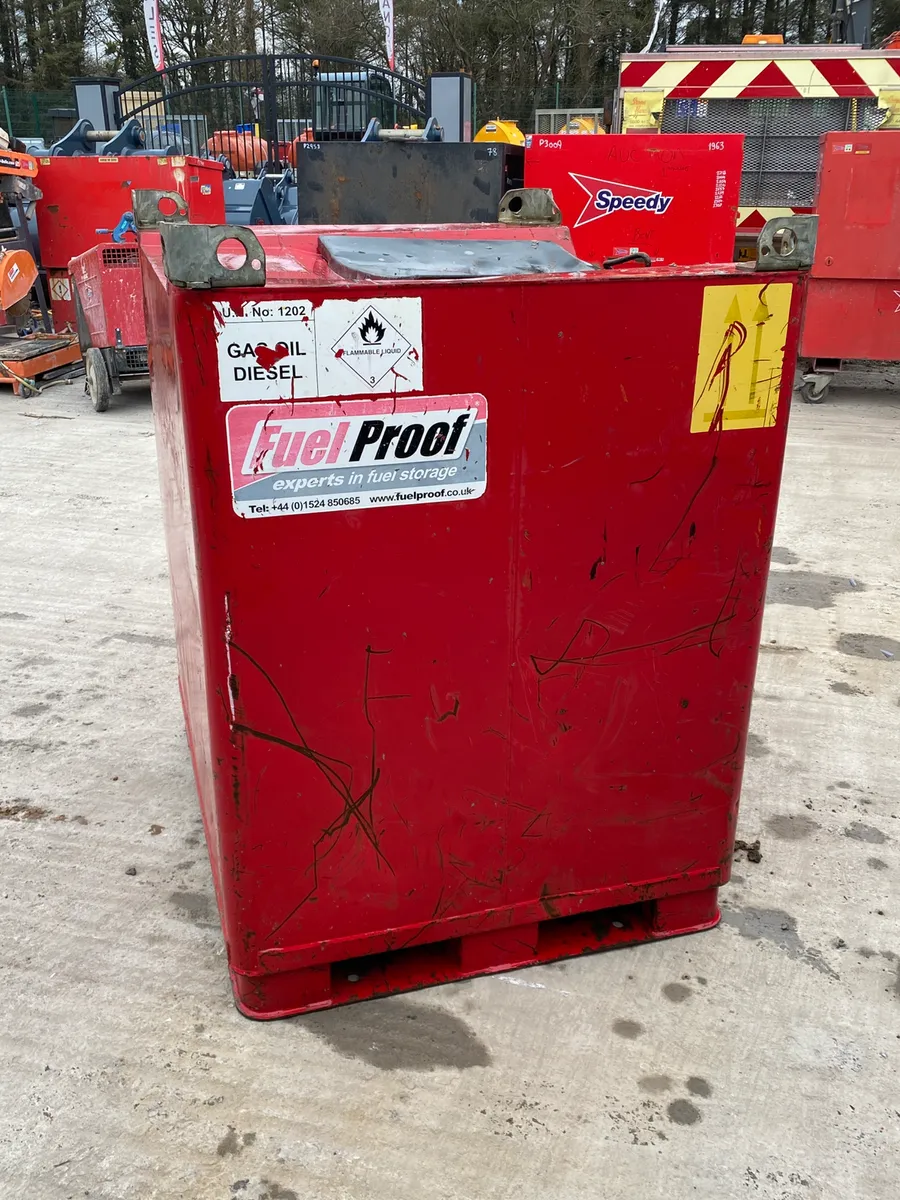 Fuel Proof 959 litre Fuel Cube - Image 4
