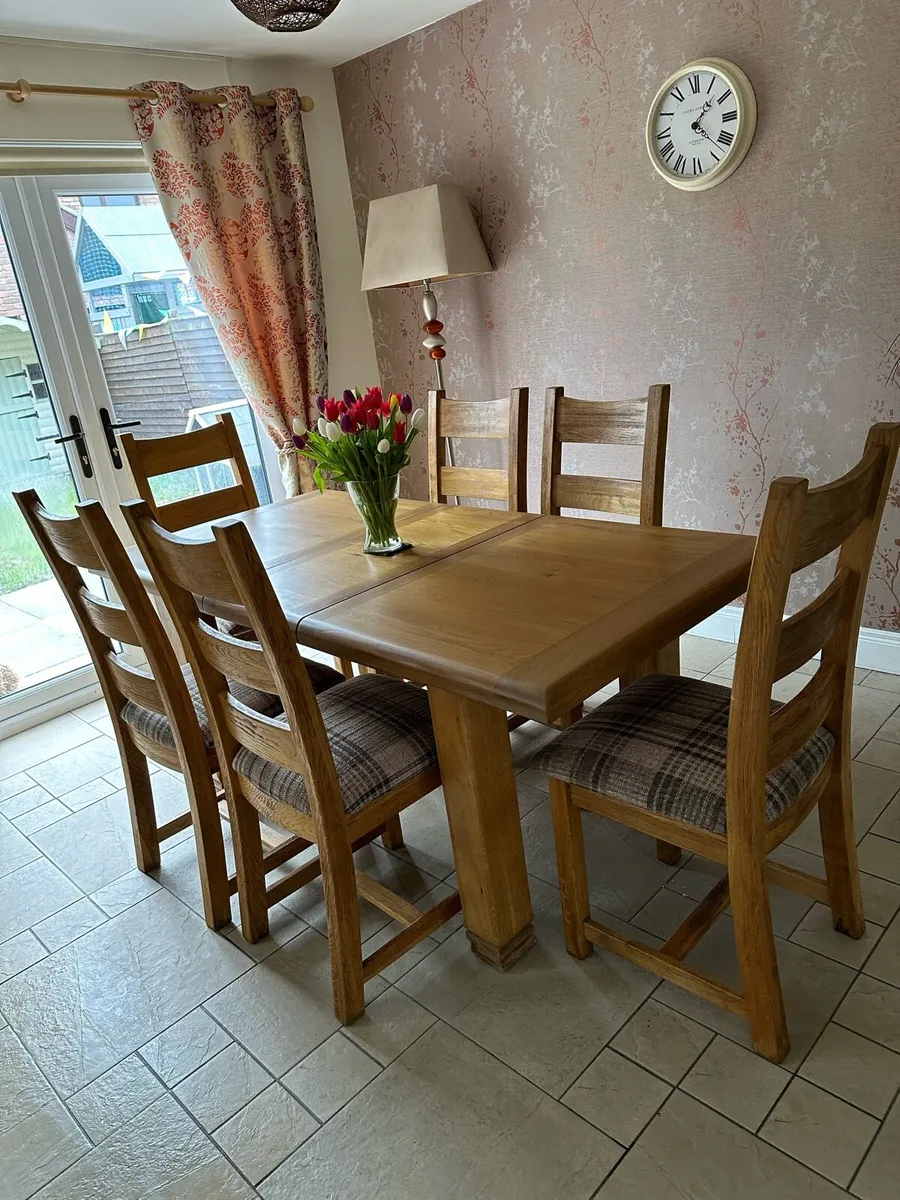 Oak kitchen table & 6 chairs/dining set for sale in Co. Down for €575 on DoneDeal