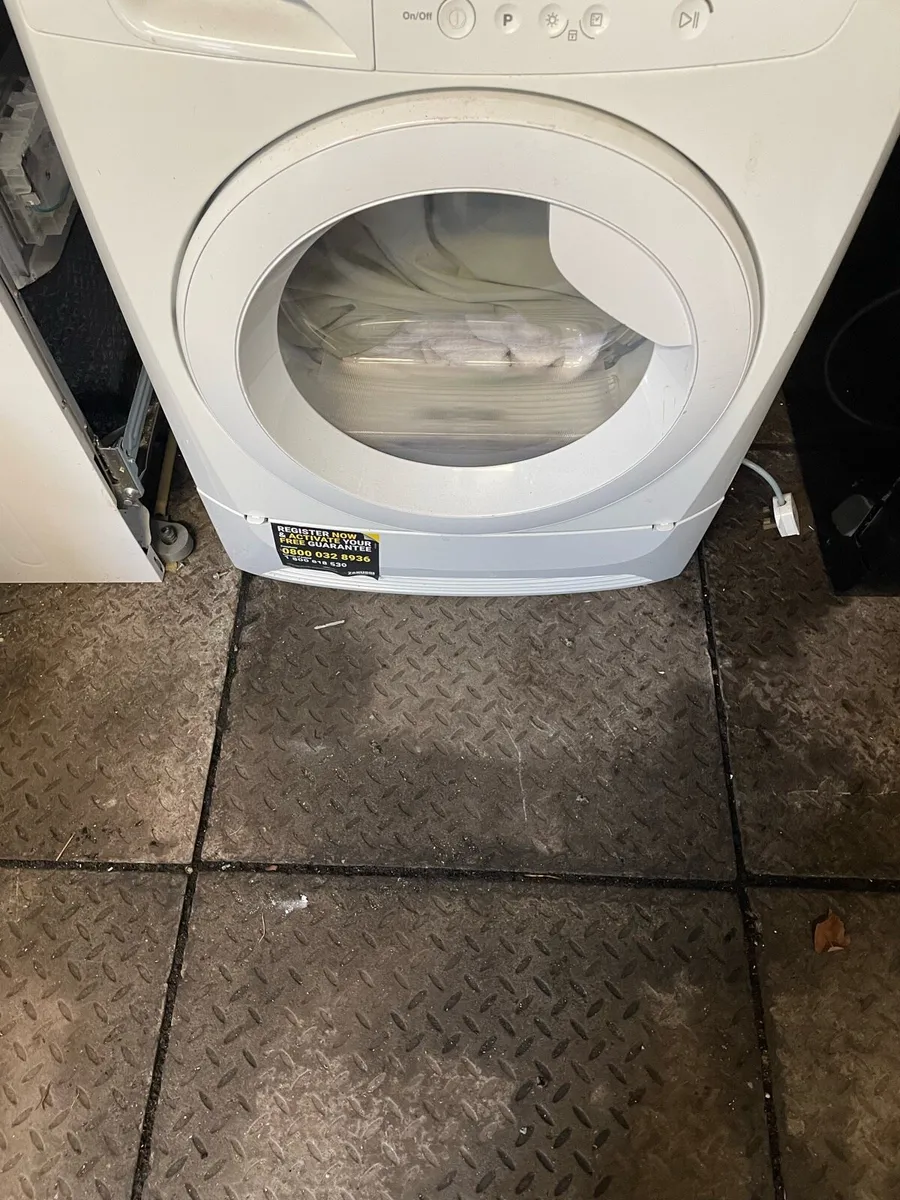 Zanussi tumbler dryer condenser perfect clean for sale in Co. Laois for €180 on DoneDeal