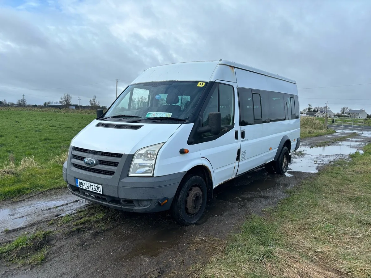 Ford transit 16 passenger seats