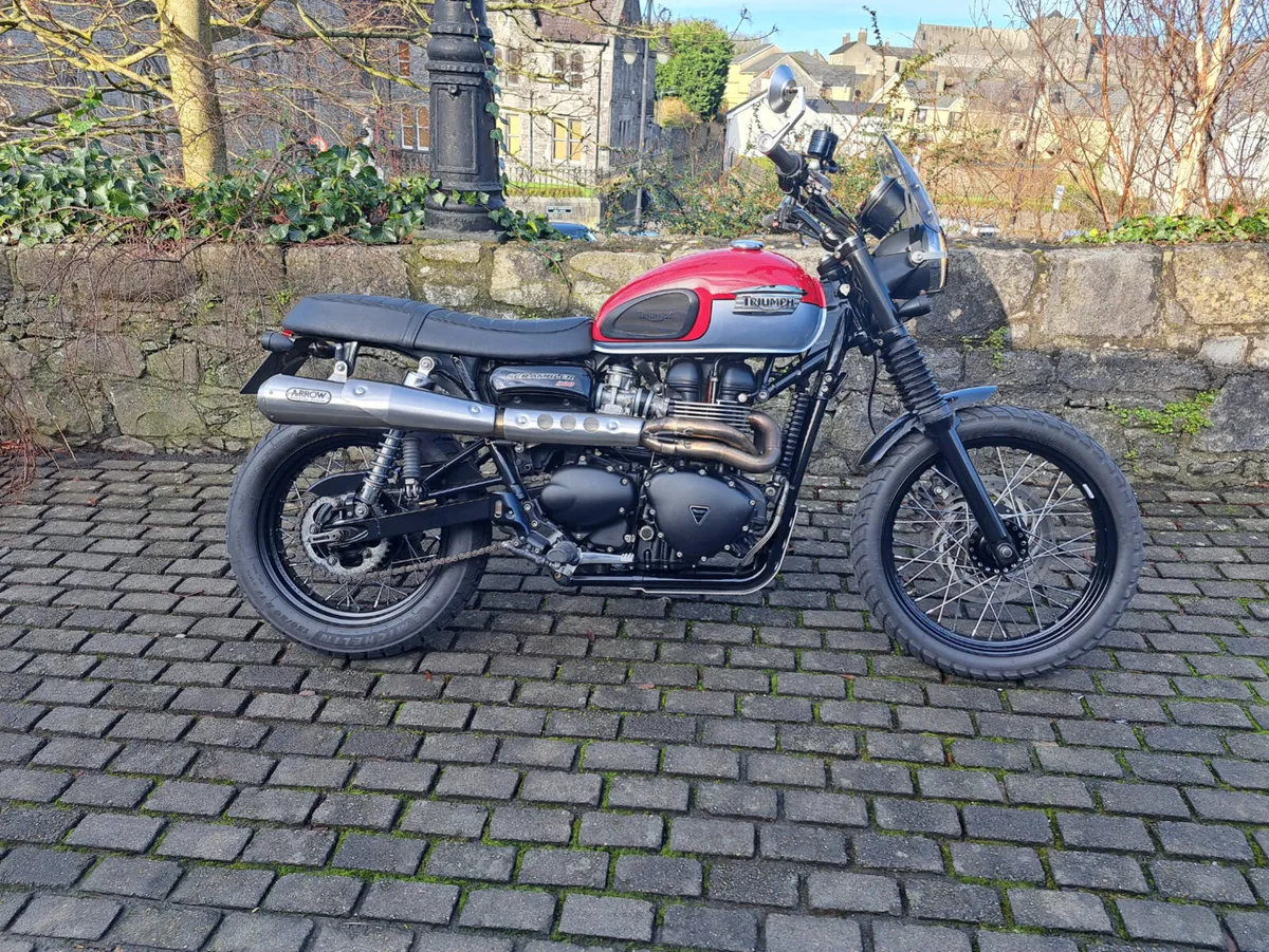 2016 Triumph 900  Scrambler