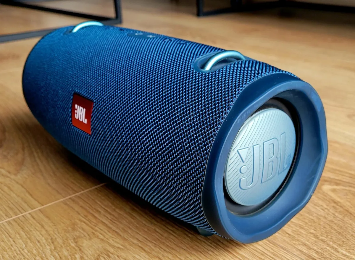 JBL Xtreme 2 Portable Bluetooth Speaker