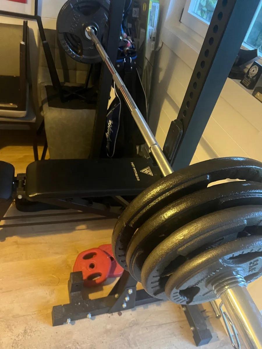 Weights and rack - Image 1