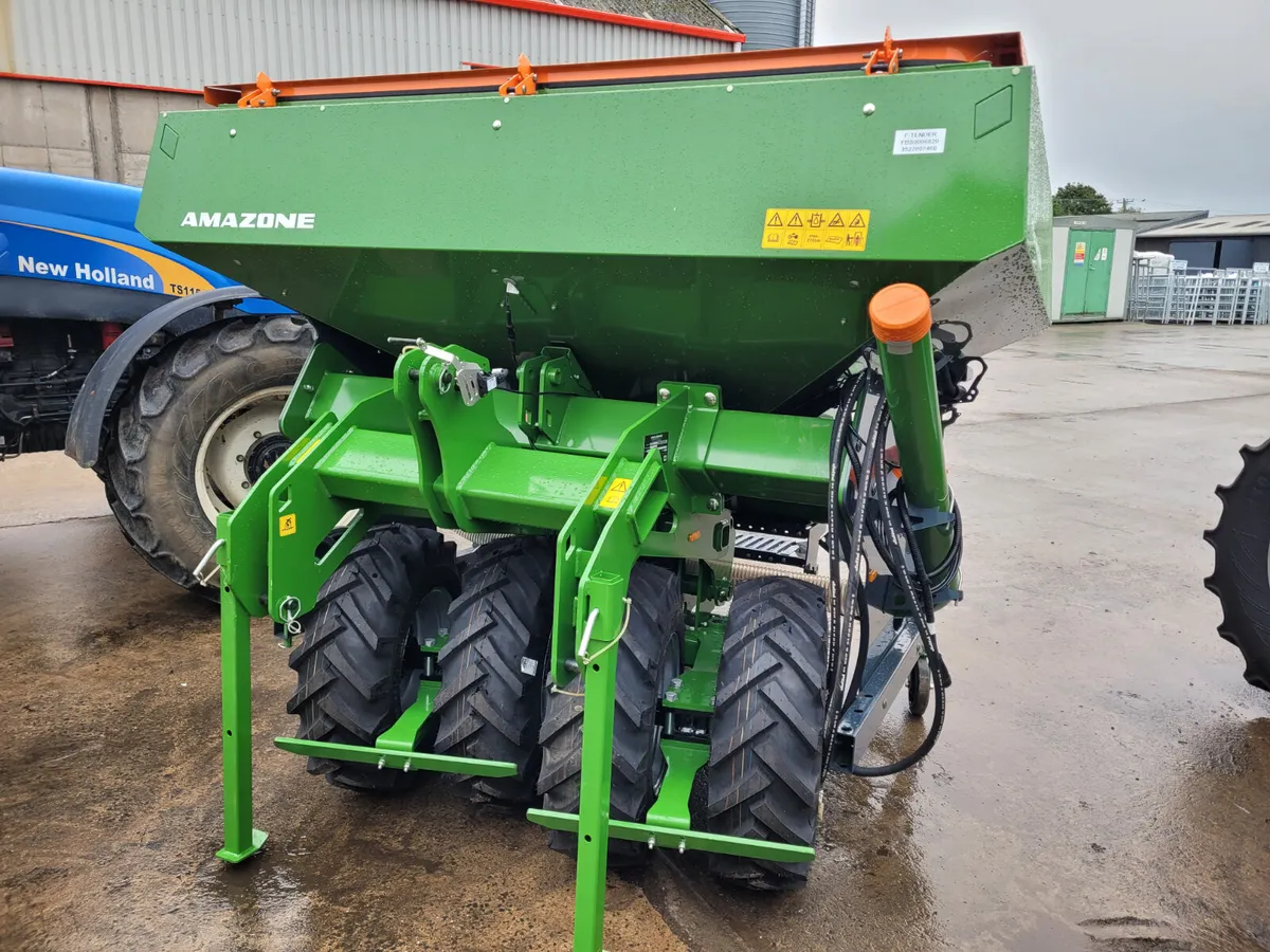 Amazone Avant 4000-2 *NEW* with front tank - Image 4