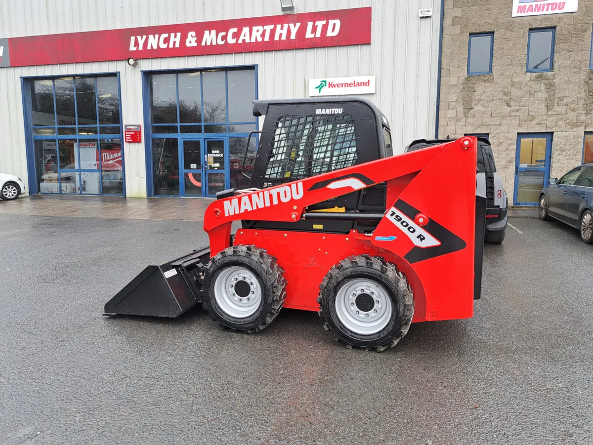 New Manitou 1900R skidsteer - Image 1