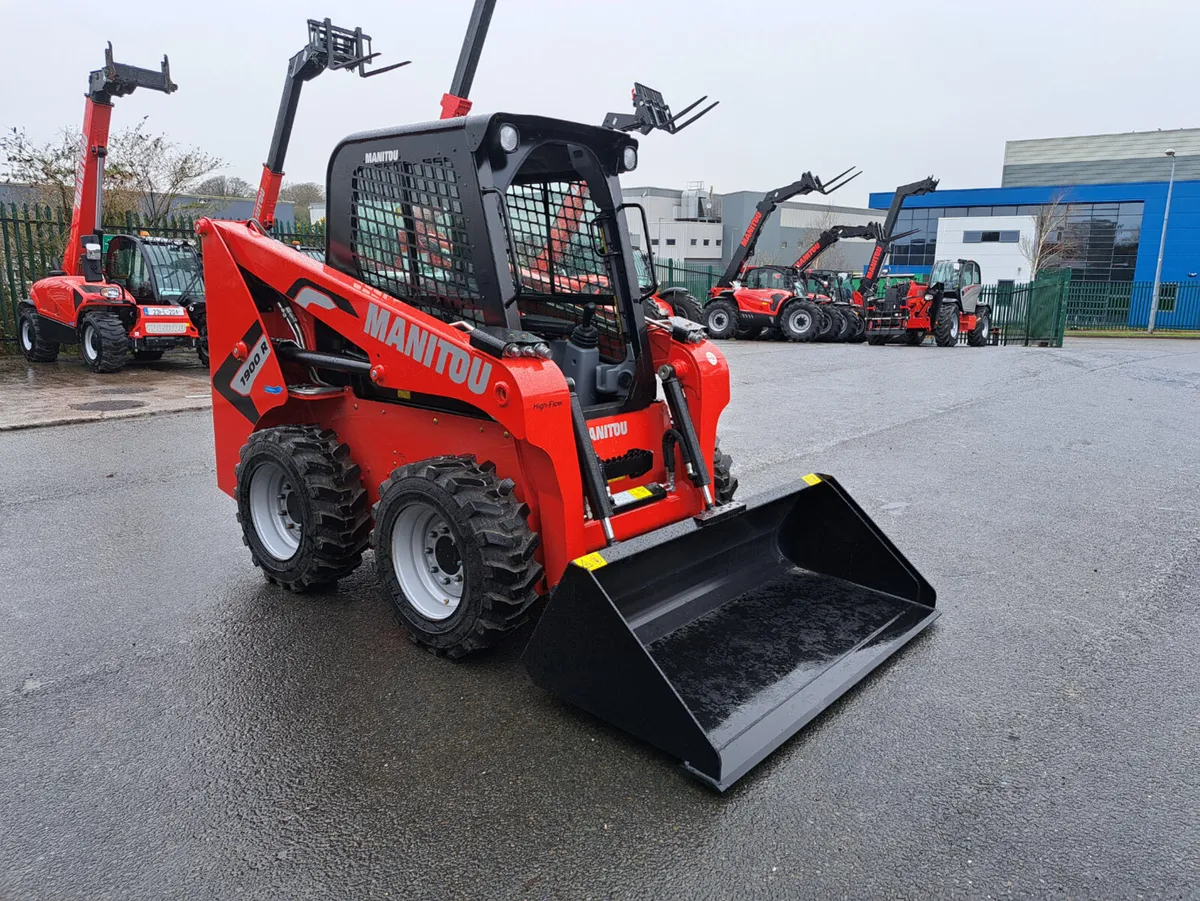 New Manitou 1900R skidsteer - Image 4