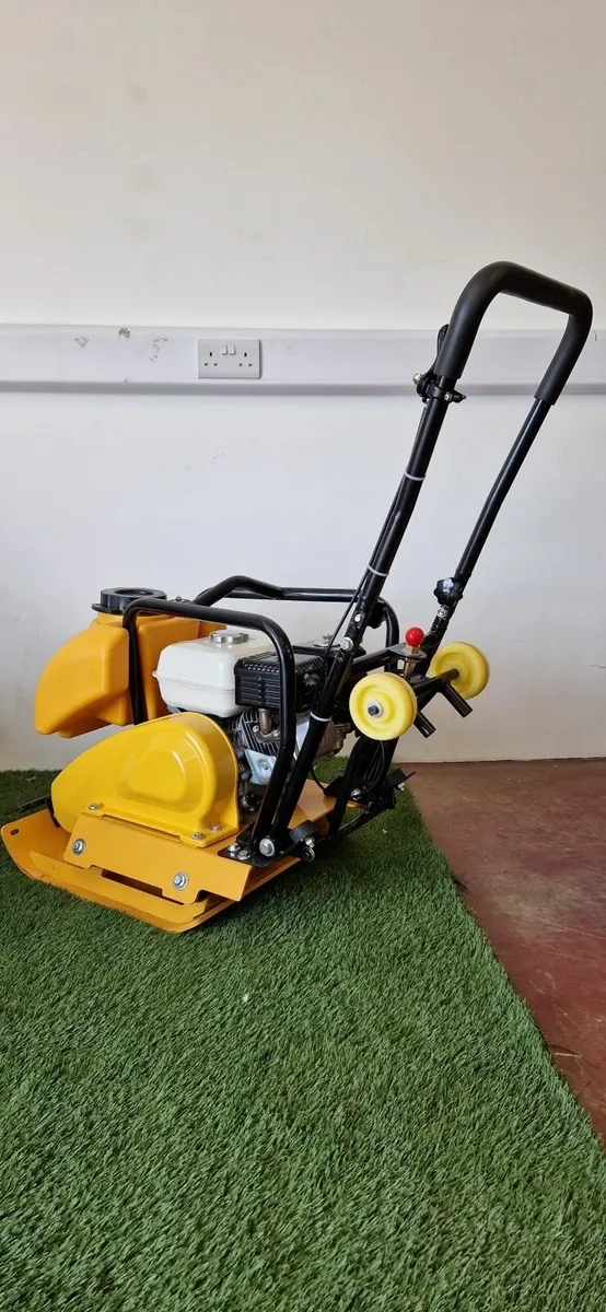 Heavy Duty Compactor/ Wacker Plate - Image 2