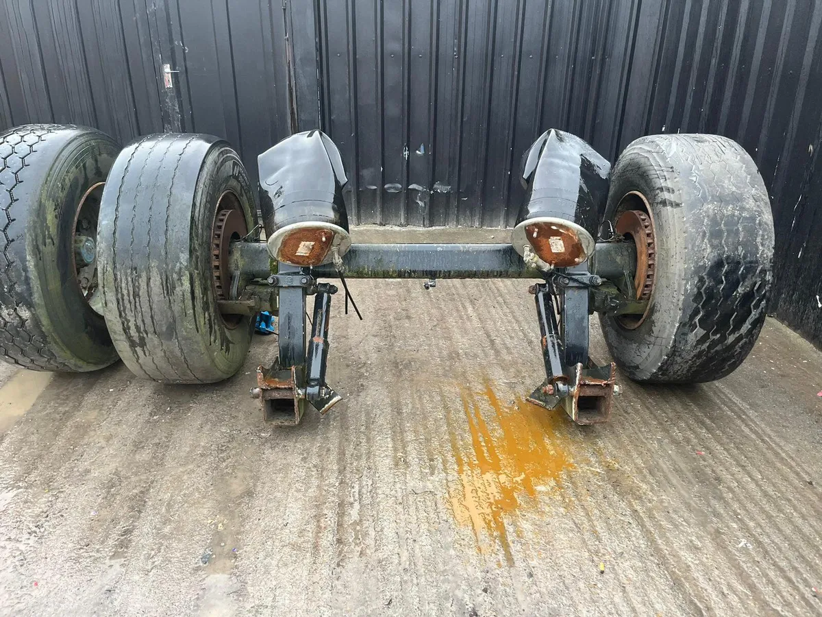 Large Selection of Super Single Axle - Image 4