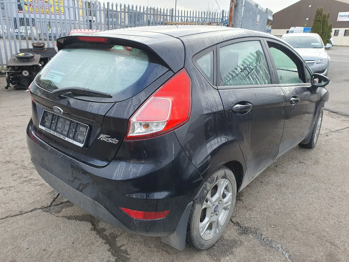 15 FORD FIESTA 1.5 TDCI FOR BREAKING - Image 3