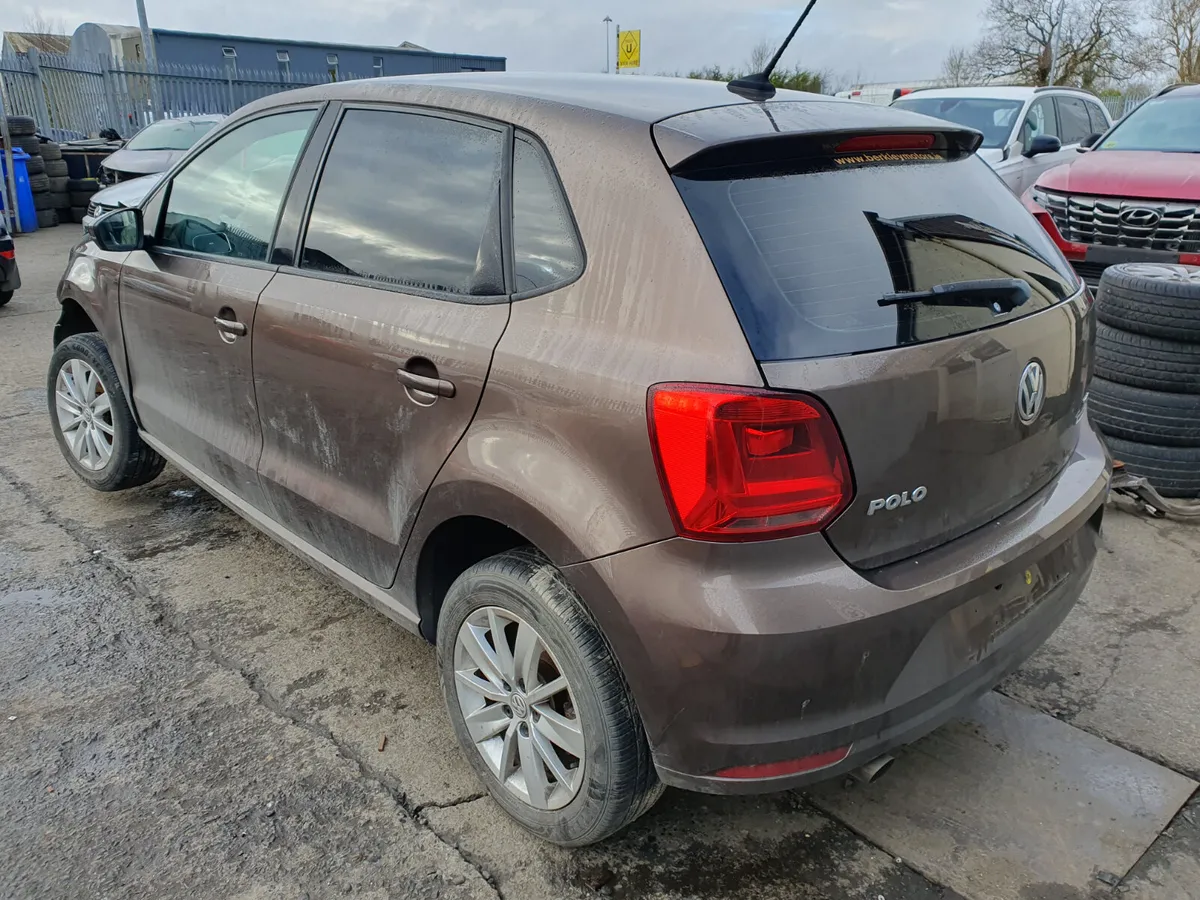15 VOLKSWAGEN POLO  1.2P (CJZ) AUTO	FOR BREAKING - Image 2