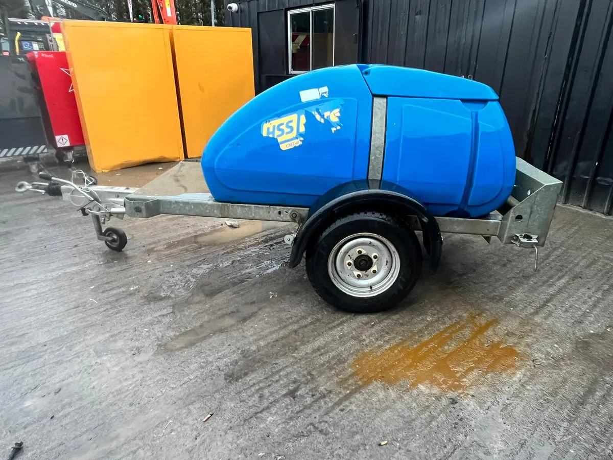 1000L Single Axle Bowser