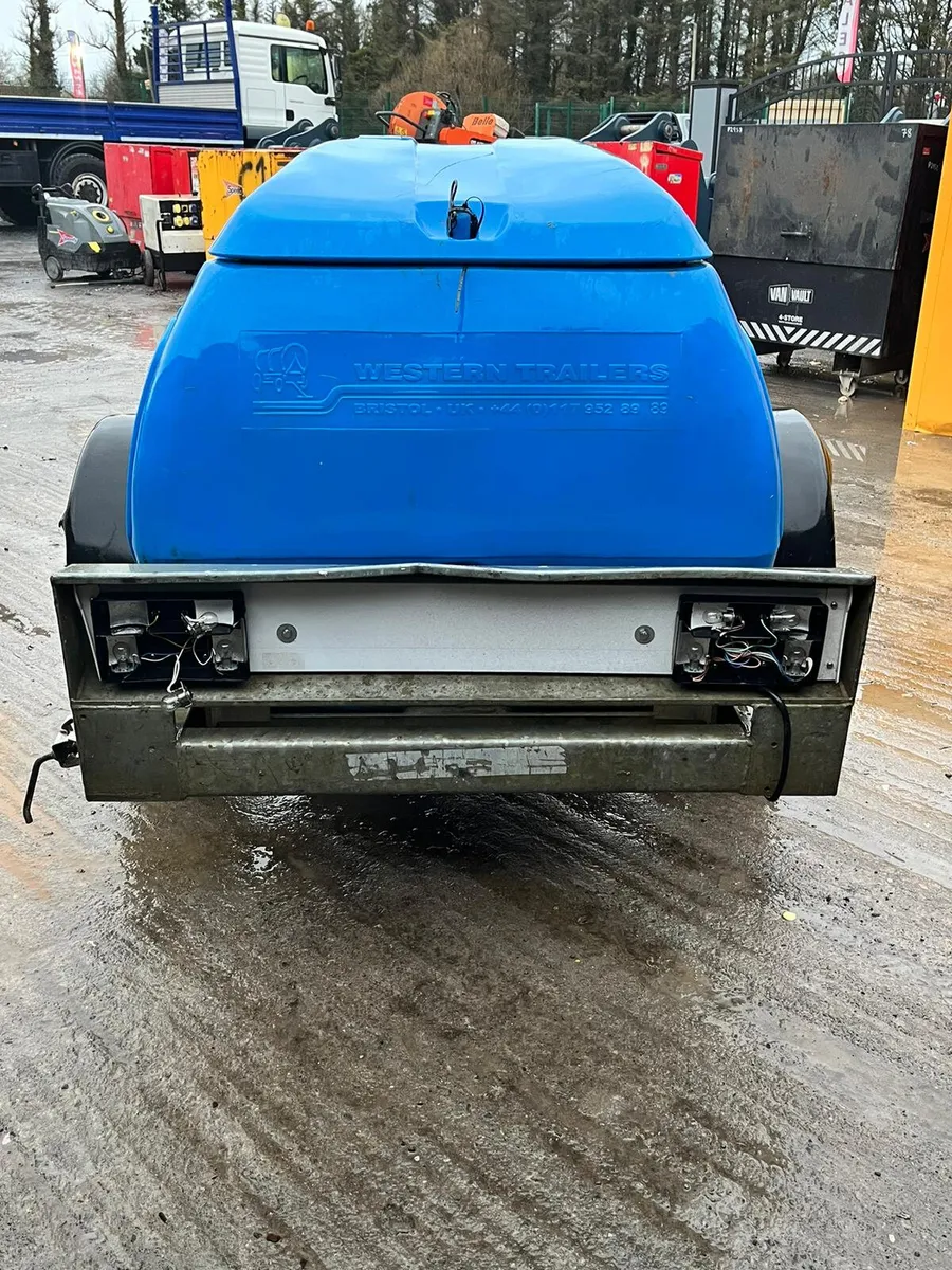 1000L Single Axle Bowser - Image 2