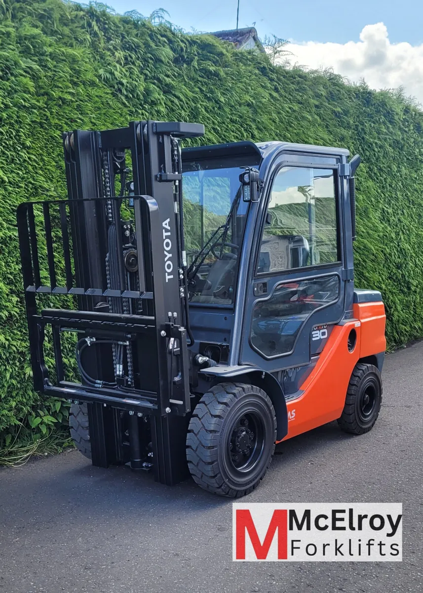 NEW 3 TON TOYOTA FORKLIFT - Image 2